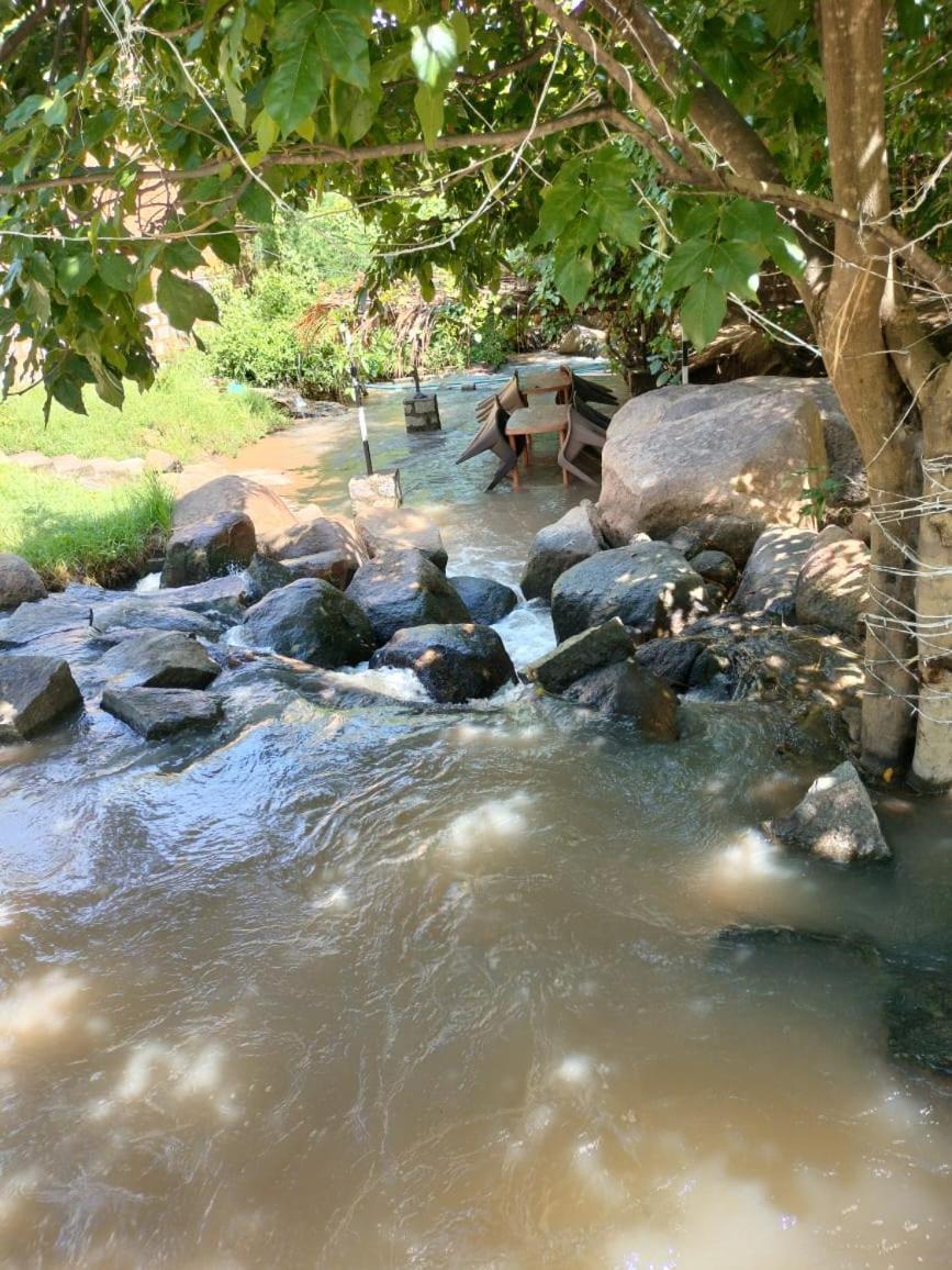 Hidden Place In Hampi Hotel Ngoại thất bức ảnh